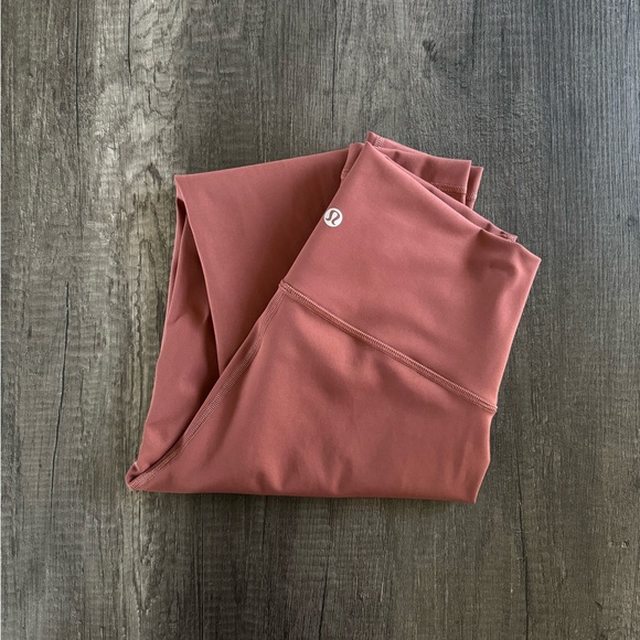 Lululemon Wunder Under Leggings - Picture 9 of 9